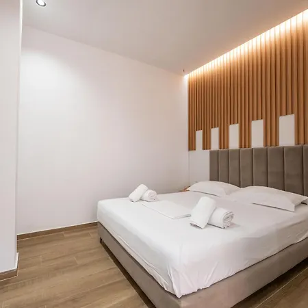 Golden Sun Rooms Sarande Exterior photo